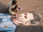 Artist Swapan Kumar Das drew a street portrait of Lionel Messi. This is his first visit after the 2011 visit.&nbsp;&nbsp;