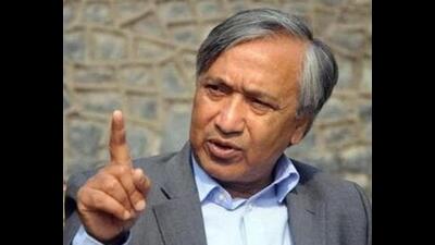 CPI(M) MLA Mohammad Yousuf Tarigami has termed the Public Safety Act a draconian law and demanded an apology for parading AAP legislator Mehraj Malik in handcuffs at a hospital in Kathua on Thursday. (HT file photo) CPI(M) MLA Mohammad Yousuf Tarigami has termed the Public Safety Act a draconian law and demanded an apology for parading AAP legislator Mehraj Malik in handcuffs at a hospital in Kathua on Thursday. (HT file photo)
