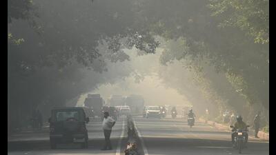 Delhi’s AQI has consistently been in the very poor category (HT photo) Delhi’s AQI has consistently been in the very poor category (HT photo)
