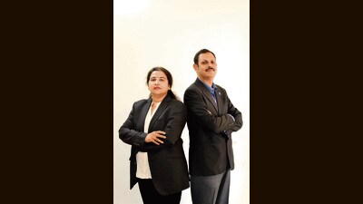 Dr Vishal Sardeshpande and his wife, Madhavi Sardeshpande. (HT) Dr Vishal Sardeshpande and his wife, Madhavi Sardeshpande. (HT)