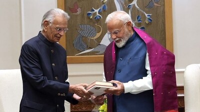 Shivraj Patil, a former Union Home Minister, was known for his long and notable public life spanning major responsibilities in Parliament, the Union cabinet, and various state legislatures. Shivraj Patil, a former Union Home Minister, was known for his long and notable public life spanning major responsibilities in Parliament, the Union cabinet, and various state legislatures.