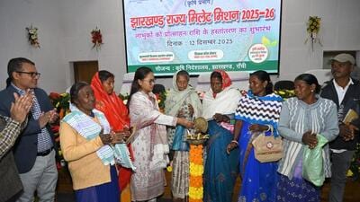 Minister Shilpi Neha Tirkey transferred ₹156.3 million to the accounts of 32,911 farmers under the ‘Jharkhand Millet Mission’. (HT Photo) Minister Shilpi Neha Tirkey transferred ₹156.3 million to the accounts of 32,911 farmers under the ‘Jharkhand Millet Mission’. (HT Photo)