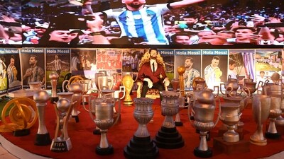 An installation view of an exhibition on footballer Lionel Messi at Aikyatan by a Fan Club ahead of his Kolkata vist at Salt Lake in Kolkata (Hindustan Times) An installation view of an exhibition on footballer Lionel Messi at Aikyatan by a Fan Club ahead of his Kolkata vist at Salt Lake in Kolkata (Hindustan Times)