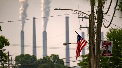 Smoke stacks at a coal power plant in Kentucky. Natural gas from shale hastened the demise of coal. Smoke stacks at a coal power plant in Kentucky. Natural gas from shale hastened the demise of coal.