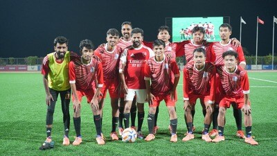 <div><p>రాత్రి 8:18 నిమిషాలకు లోక్సభ ప్రతిపక్ష నేత రాహుల్ గాంధీ మైదానంలో ఎంట్రీ ఇస్తారు.</p><p>8:38 నిమిషాలకు మెస్సీ, రేవంత్ రెడ్డి, రాహుల్ గాంధీ, లూయిస్ సువారెజ్, రోడ్రిగో డి పాల్ కలిసి పరేడ్ వాక్లో పాల్గొంచారు. ఆ తర్వాత కొన్ని మ్యాచ్ లు జరుగుతాయి.</p></div><p> </p> <div><p>రాత్రి 8:18 నిమిషాలకు లోక్సభ ప్రతిపక్ష నేత రాహుల్ గాంధీ మైదానంలో ఎంట్రీ ఇస్తారు.</p><p>8:38 నిమిషాలకు మెస్సీ, రేవంత్ రెడ్డి, రాహుల్ గాంధీ, లూయిస్ సువారెజ్, రోడ్రిగో డి పాల్ కలిసి పరేడ్ వాక్లో పాల్గొంచారు. ఆ తర్వాత కొన్ని మ్యాచ్ లు జరుగుతాయి.</p></div><p> </p>