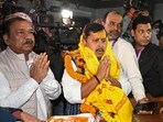 BJP's who was named national working president Nitin Nabin, offers prayers at Mahavir Mandir, in Patna, Monday (PTI)