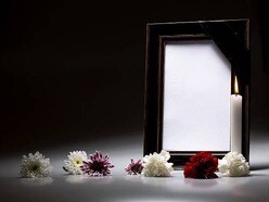 ভুলেও এদিকে রাখবেন না মৃত ব্যক্তির ছবি