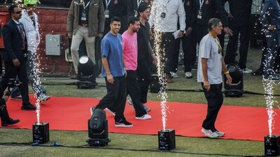 Lionel Messi, Luis Suárez, and Rodrigo De Paul arrive at the Arun Jaitley Stadium. (Naveen Sharma) Lionel Messi, Luis Suárez, and Rodrigo De Paul arrive at the Arun Jaitley Stadium. (Naveen Sharma)