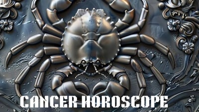 Cancer Horoscope Today: Read our expert astrological predictions to find out what the stars have in store for you. (Freepik)