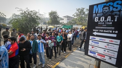 Fans of Lionel Messi, Argentine footballer seen in long queues ahead of GOAT India Tour at Arun Jaitley Stadium in New Delhi on Monday, December 15, 2025. (Sanchit Khanna/ Hindustan Times) Fans of Lionel Messi, Argentine footballer seen in long queues ahead of GOAT India Tour at Arun Jaitley Stadium in New Delhi on Monday, December 15, 2025. (Sanchit Khanna/ Hindustan Times)
