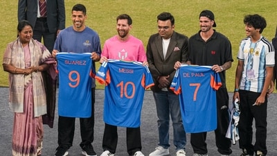 Argentine footballer Lionel Messi, Delhi CM Rekha Gupta, Uruguayan footballer Luis Suarez, ICC Chairman Jay Shah, Argentine footballer Rodrigo De Paul and others during the 'GOAT India Tour 2025', at Arun Jaitley Stadium in New Delhi. (PTI) Argentine footballer Lionel Messi, Delhi CM Rekha Gupta, Uruguayan footballer Luis Suarez, ICC Chairman Jay Shah, Argentine footballer Rodrigo De Paul and others during the 'GOAT India Tour 2025', at Arun Jaitley Stadium in New Delhi. (PTI)