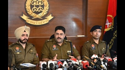 SSP Harmandeep Singh Hans during a press conference in Mohali on Tuesday. (Sanjeev Sharma/HT) SSP Harmandeep Singh Hans during a press conference in Mohali on Tuesday. (Sanjeev Sharma/HT)
