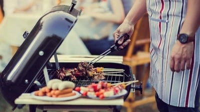 Is kitchen smoke harmful? Can smoke from cooking cause cancer? (Adobe Stock) Is kitchen smoke harmful? Can smoke from cooking cause cancer? (Adobe Stock)