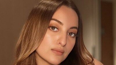 Sonakshi Sinha spoke about her Air India flight. Sonakshi Sinha spoke about her Air India flight.