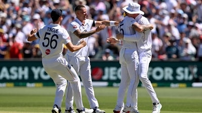 England picked two wickets early in the morning session, removing both Australian openers – Travis Head being dismissed by a stunning one-handed catch by Zak Crawley fielding close in. (AFP) England picked two wickets early in the morning session, removing both Australian openers – Travis Head being dismissed by a stunning one-handed catch by Zak Crawley fielding close in. (AFP)