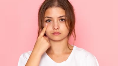 5 silent signs like eye-twitching that you should never ignore today (Freepik) 5 silent signs like eye-twitching that you should never ignore today (Freepik)