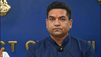 Labour minister Kapil Mishra also said that registered construction workers, who have been rendered unemployed due to curbs imposed under the Grap Stage 3 and 4, would be given a compensation of ₹10,000. (Hindustan Times) Labour minister Kapil Mishra also said that registered construction workers, who have been rendered unemployed due to curbs imposed under the Grap Stage 3 and 4, would be given a compensation of ₹10,000. (Hindustan Times)