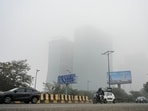Motorists have been advised to use low-beam headlights even during daytime fog, switch off music systems to remain alert to surrounding traffic sounds, and apply brakes gradually. (Sunil Ghosh/HT Phot)