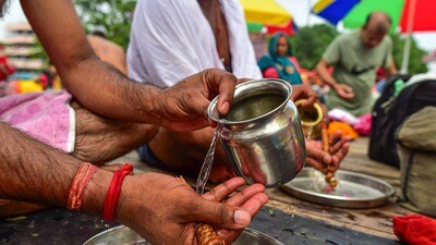 Margasira Amavasya: నేడే సంవత్సరం చివరి అమావాస్య.. ఈ పరిహారాలను పాటిస్తే అడ్డంకులు తొలగిపోతాయి (Internal ) Margasira Amavasya: నేడే సంవత్సరం చివరి అమావాస్య.. ఈ పరిహారాలను పాటిస్తే అడ్డంకులు తొలగిపోతాయి (Internal )