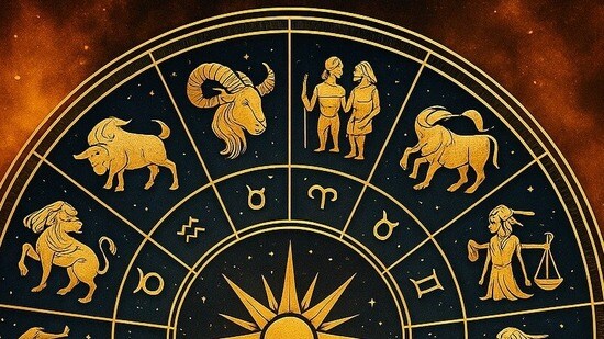 Lucky Zodiac Signs: 2026లో ఈ 5 రాశులకు పూర్తి అదృష్టం లభిస్తుంది