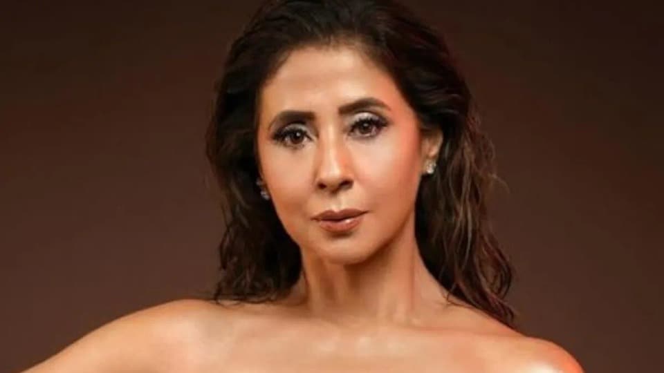 আইটেম সং করতে গিয়ে দাগে ভরে গিয়েছিল শরীর! সেটে কী হয়েছিল ঊর্মিলার সঙ্গে?