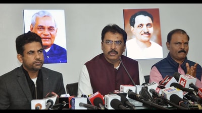 Bihar BJP president Sanjay Saraogi addresses a press conference at BJP office in Patna, Friday (SANTOSH KUMAR/HT) Bihar BJP president Sanjay Saraogi addresses a press conference at BJP office in Patna, Friday (SANTOSH KUMAR/HT)