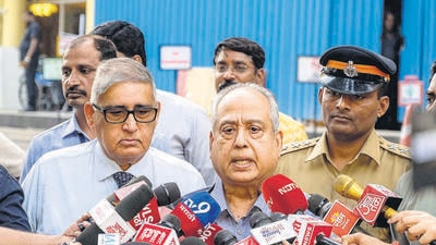 Dr Jalil Parkar and Dr Suresh Vijan brief the media about the health condition of former minister Manikrao Kokate, who underwent coronary angiography at Lilavati Hospital on Friday. (Satish Bate/Hindustan Times) Dr Jalil Parkar and Dr Suresh Vijan brief the media about the health condition of former minister Manikrao Kokate, who underwent coronary angiography at Lilavati Hospital on Friday. (Satish Bate/Hindustan Times)