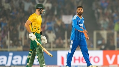 Varun Chakravarthy (4/53) removed the dangerous Aiden Markram and Donovan Ferreira off consecutive deliveries in the 13th over to take the fight out of the South Africans by reducing them to 135 for 5 from 118 for 1 in 10 overs. (PTI) Varun Chakravarthy (4/53) removed the dangerous Aiden Markram and Donovan Ferreira off consecutive deliveries in the 13th over to take the fight out of the South Africans by reducing them to 135 for 5 from 118 for 1 in 10 overs. (PTI)