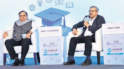 Prof TG Sitharam, chairman of the All India Council for Technical Education (AICTE) and Vineet Joshi, chairman, University Grants Commission (UGC) at the HT Futute Ed Conclave 2025. (HT Photo )
