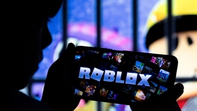 Outage-tracking website Downdetector recorded a sharp spike in problem reports for the gaming platform Roblox. (REUTERS)