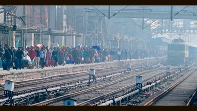 The Vande Bharat Express, operating between Katra and New Delhi, was running nearly two-and-a-half hours late due to poor visibility. (Gurpreet Singh/HT) The Vande Bharat Express, operating between Katra and New Delhi, was running nearly two-and-a-half hours late due to poor visibility. (Gurpreet Singh/HT)