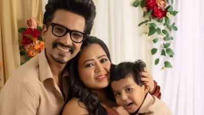 দ্বিতীয়বারের জন্য মা হলেন কমেডি কুইন ভারতী! গোলার পর মেয়ে হল না ছেলে? দ্বিতীয়বারের জন্য মা হলেন কমেডি কুইন ভারতী! গোলার পর মেয়ে হল না ছেলে?