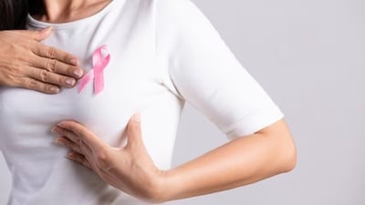 Knowing what is normal for your own breasts and paying attention to any new or unusual changes can help you recognise when something may not be right. (Freepik) Knowing what is normal for your own breasts and paying attention to any new or unusual changes can help you recognise when something may not be right. (Freepik)