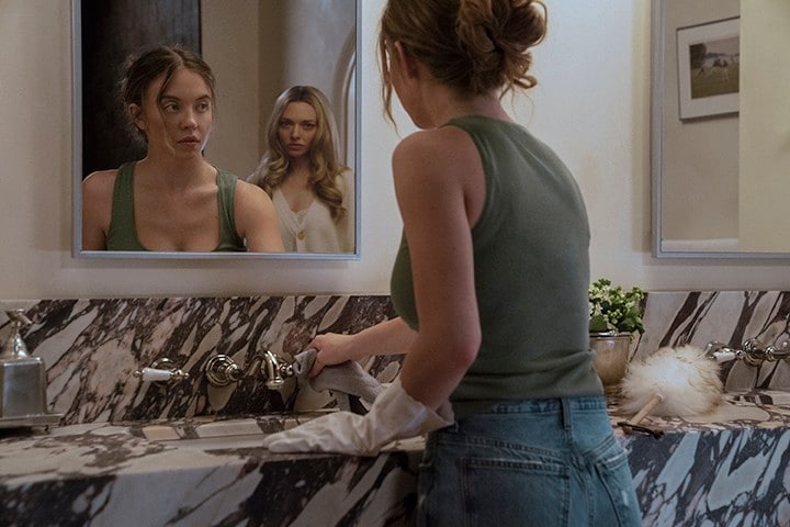 Ms. Sweeney and Amanda Seyfried Ms. Sweeney and Amanda Seyfried