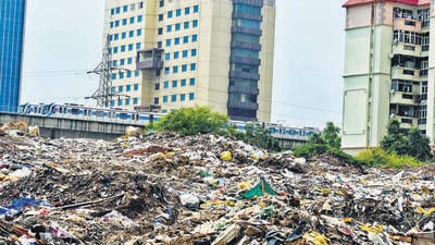 According to HSPCB officials, the notice follows inspections conducted on December 17 and 18 by the Central Pollution Control Board (CPCB). (Parveen Kumar/HT) According to HSPCB officials, the notice follows inspections conducted on December 17 and 18 by the Central Pollution Control Board (CPCB). (Parveen Kumar/HT)