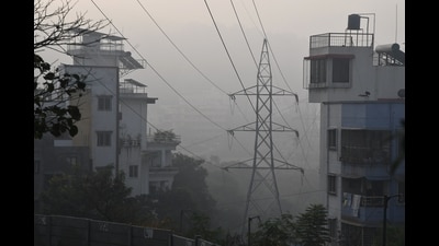 Data from the India Meteorological Department (IMD) showed a widespread drop in night-time temperatures, indicating a strengthening cold spell. (HT Photo) Data from the India Meteorological Department (IMD) showed a widespread drop in night-time temperatures, indicating a strengthening cold spell. (HT Photo)