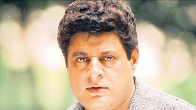 Gajendra Chauhan recently visited the police station to thank the staff for their prompt action.