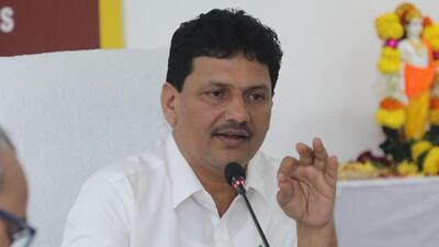 Maharashtra government has started granting conditional promotions to medical officers in the public health department to address shortage of doctors in tribal, remote and rural parts, said health minister Prakash Abitkar. (HT)