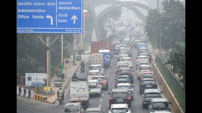 Over half of the city’s air monitoring stations recorded severe air, while forecasts warn poor to severe conditions through midweek. (Sunil Ghosh/HT Photo)