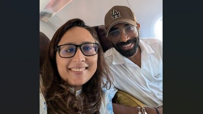 Radhika Gupta met Jasprit Bumrah during a delayed flight and shared the moment online. (X/@iRadhikaGupta) Radhika Gupta met Jasprit Bumrah during a delayed flight and shared the moment online. (X/@iRadhikaGupta)