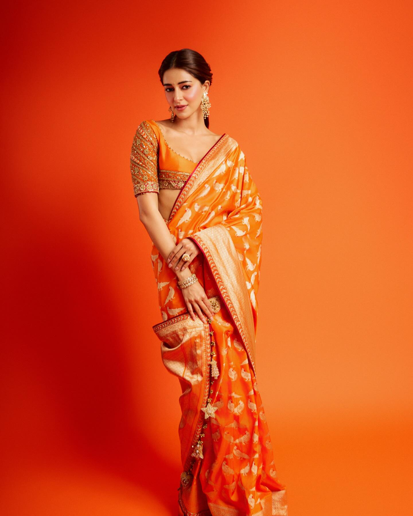 Ananya Panday’s Banarasi brocade saree by Swadesh showcased tradition through a modern lens Ananya Panday’s Banarasi brocade saree by Swadesh showcased tradition through a modern lens