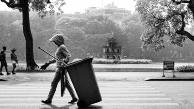 A group of Indians has been working as street cleaners in Russia (Representational image) A group of Indians has been working as street cleaners in Russia (Representational image)