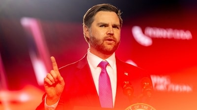 U.S. Vice President JD Vance closes out AmericaFest, the first Turning Point USA summit since the assassination of Charlie Kirk, in Phoenix, Arizona, U.S. December 21, 2025. REUTERS/Cheney Orr (REUTERS)
