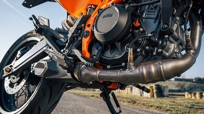 KTM recalls several 390 line models for 2025-2026 due to potential side stand spring failure. Owners should visit authorised dealers for free replacement. KTM recalls several 390 line models for 2025-2026 due to potential side stand spring failure. Owners should visit authorised dealers for free replacement.