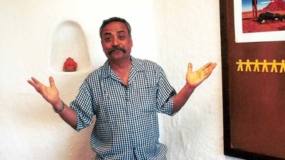 Piyush Panday was a creative visionary of Indian advertising who created iconic campaigns like Asian Paints 'Har Ghar Kuchh Kehta Hai' to Cadbury’s 'Kuch Khaas Hai' (File Photo/HT Photo)