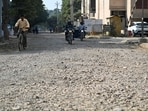 Slip roads and improved drainage are proposed to reduce signal queues and pedestrian bottlenecks. (Parveen Kumar/HT) Slip roads and improved drainage are proposed to reduce signal queues and pedestrian bottlenecks. (Parveen Kumar/HT)