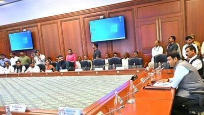 CM extends TDR benefits, higher compensation to Purandar airport PAPs CM extends TDR benefits, higher compensation to Purandar airport PAPs