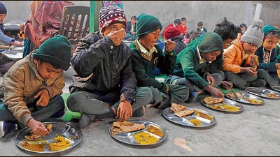 Mid-day meal served to students at a government school in Ludhiana on Tuesday. (HT Photo) Mid-day meal served to students at a government school in Ludhiana on Tuesday. (HT Photo)