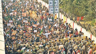 People protest near Bangladesh High Commission in New Delhi on Tuesday. (Sanchit Khanna/ht photo)
