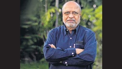 With such backstage expertise acquired in Bombay’s English theatre of the 1960s, Benegal could direct his magnum opus, Bhumika (The Role). (HT Archive) With such backstage expertise acquired in Bombay’s English theatre of the 1960s, Benegal could direct his magnum opus, Bhumika (The Role). (HT Archive)